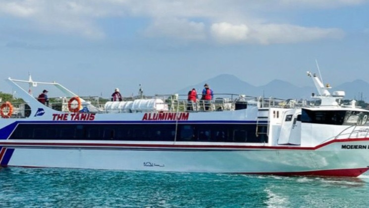 The Tanis Fast Boat BL-SN